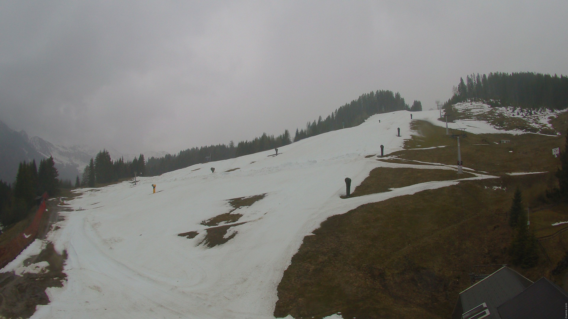 Archiv Foto Webcam Nassfeld: Blick Sonnleitn