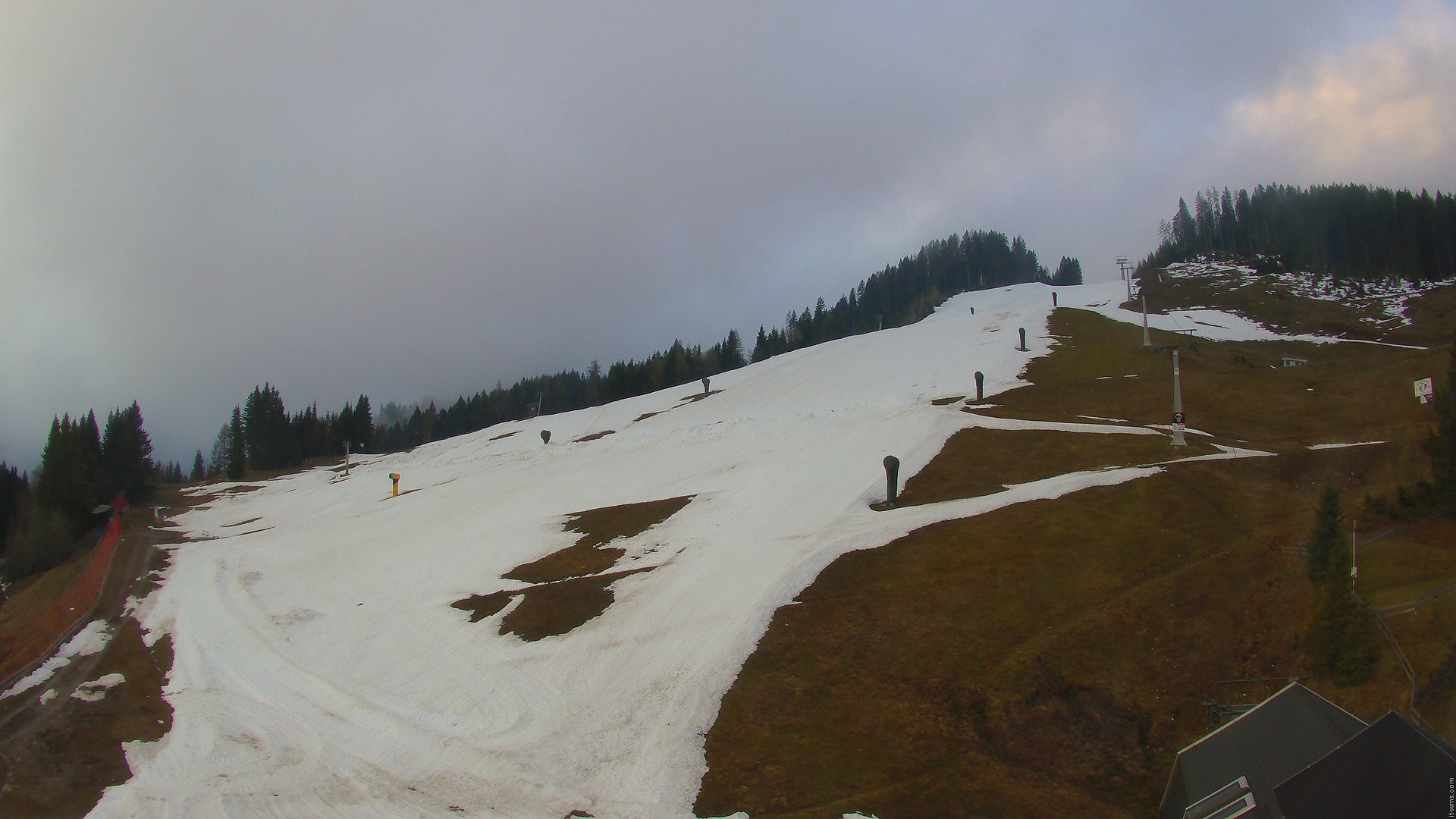 Archiv Foto Webcam Nassfeld: Blick Sonnleitn