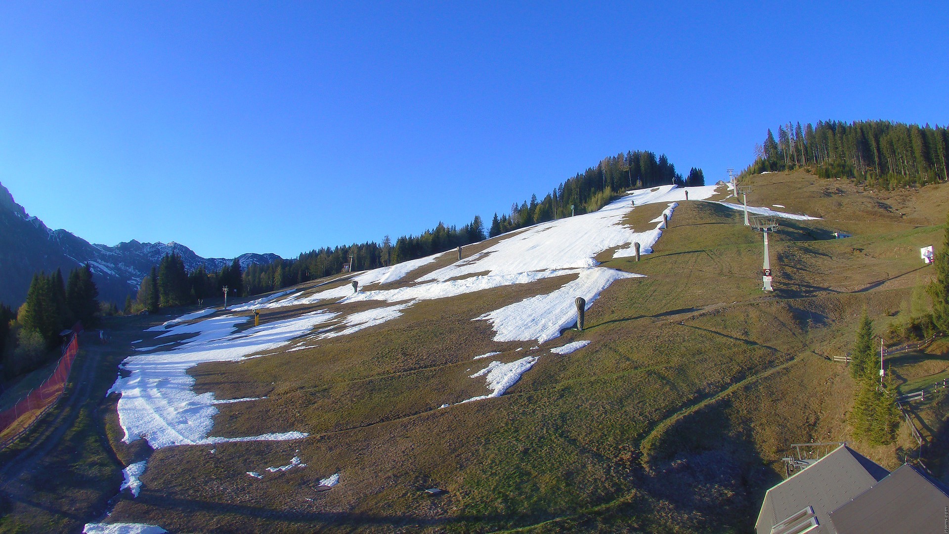 Archiv Foto Webcam Nassfeld: Blick Sonnleitn