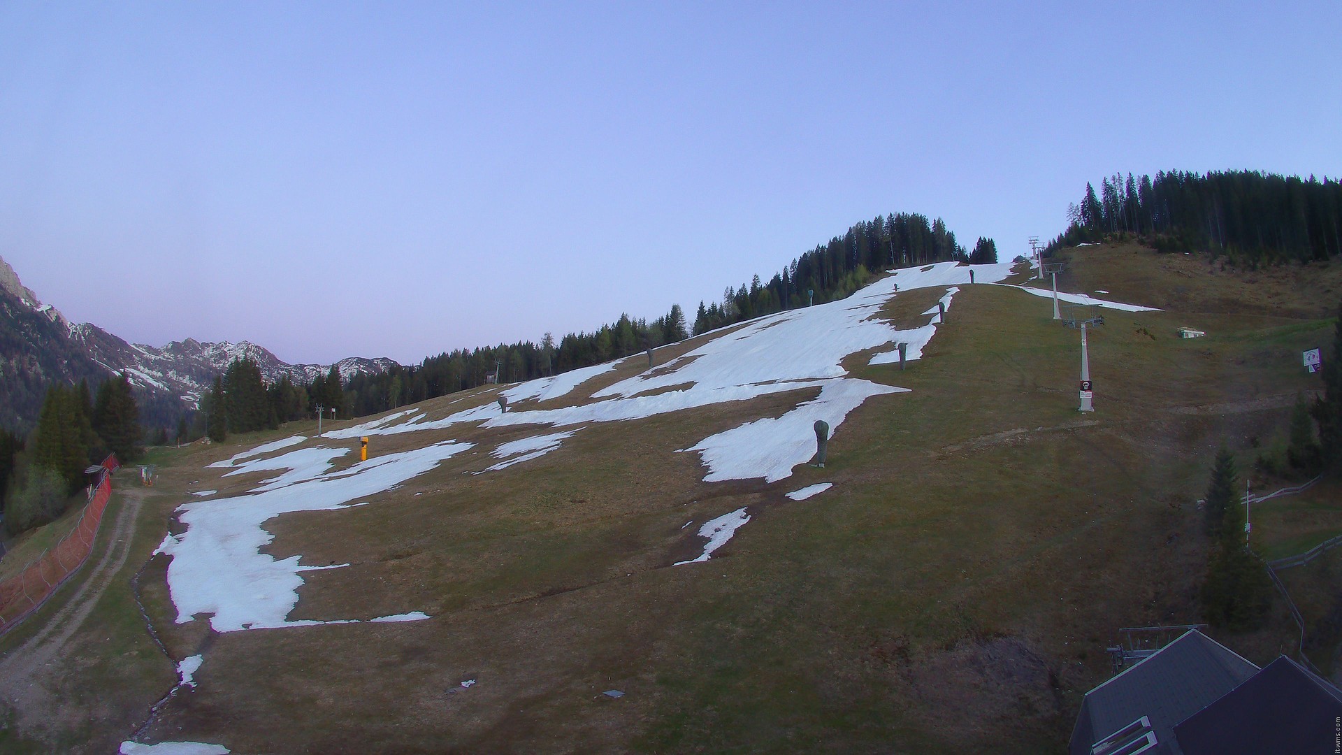 Archiv Foto Webcam Nassfeld: Blick Sonnleitn