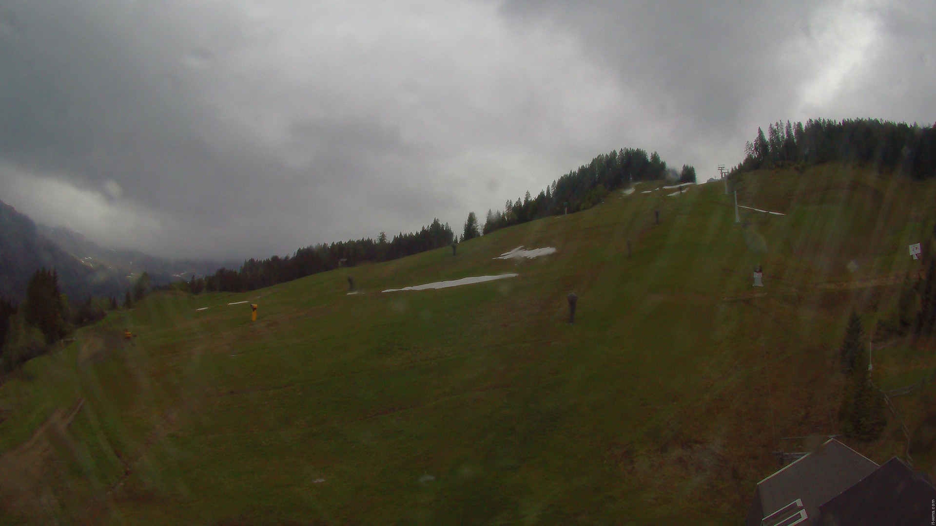 Archiv Foto Webcam Nassfeld: Blick Sonnleitn