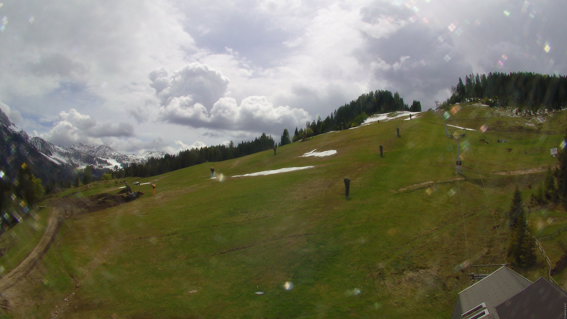 Archiv Foto Webcam Nassfeld: Blick Sonnleitn