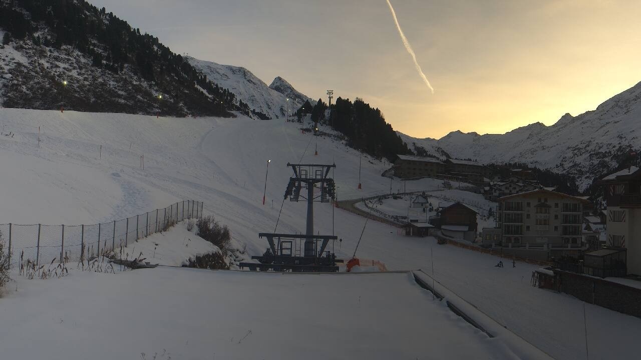 Archived image Webcam Obergurgl (Ötztal valley)