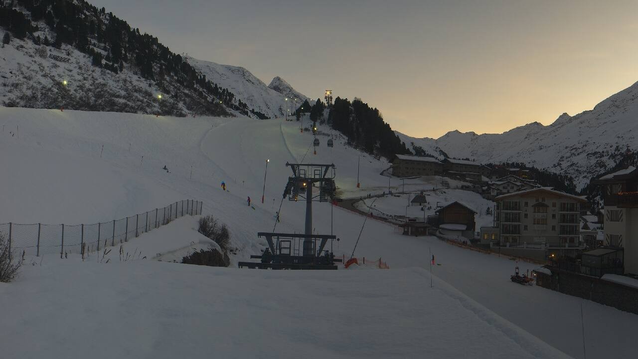 Archived image Webcam Obergurgl (Ötztal valley)