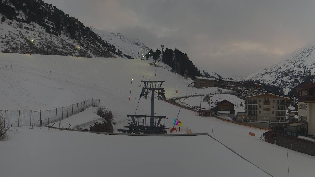 Archiv Foto Webcam Obergurgl: Hotel Edelweiss & Gurgl