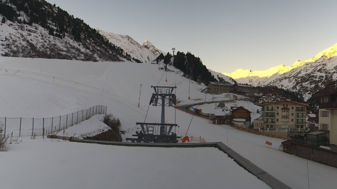 Archived image Webcam Obergurgl (Ötztal valley)
