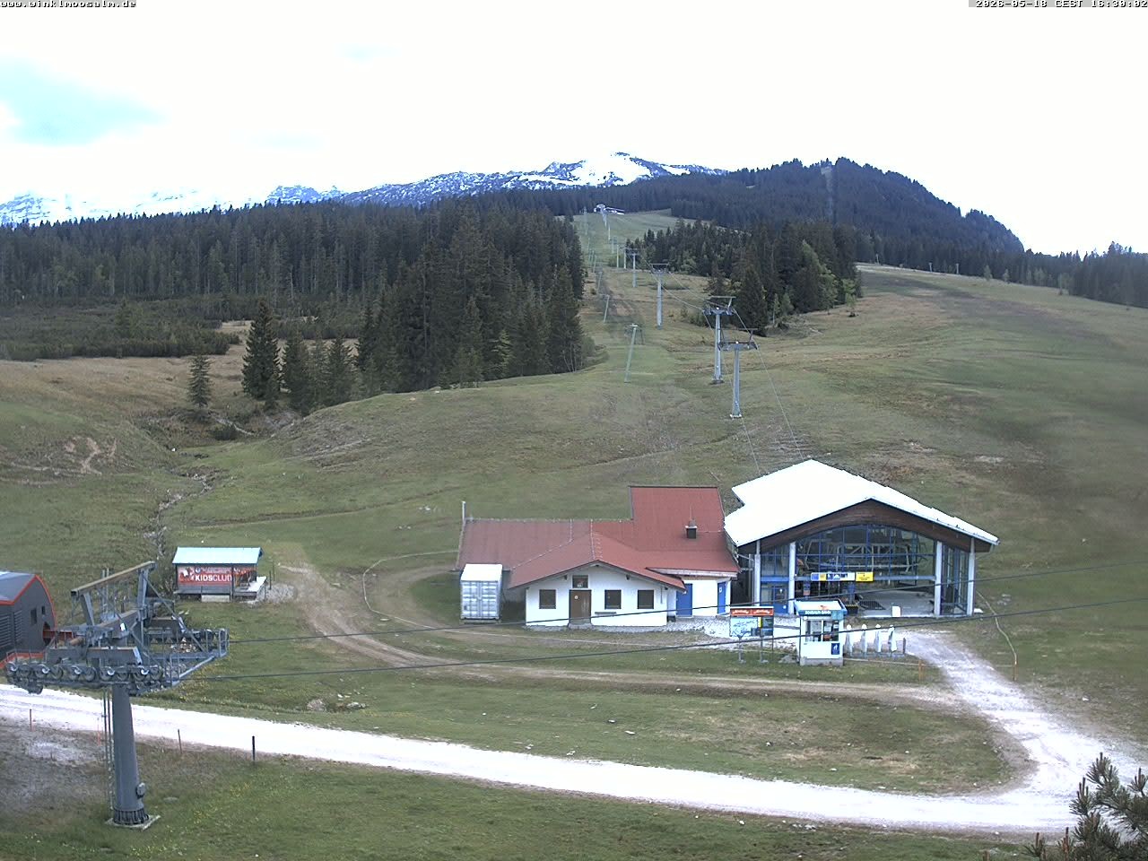 Archived image Webcam View of Winklmoosalm