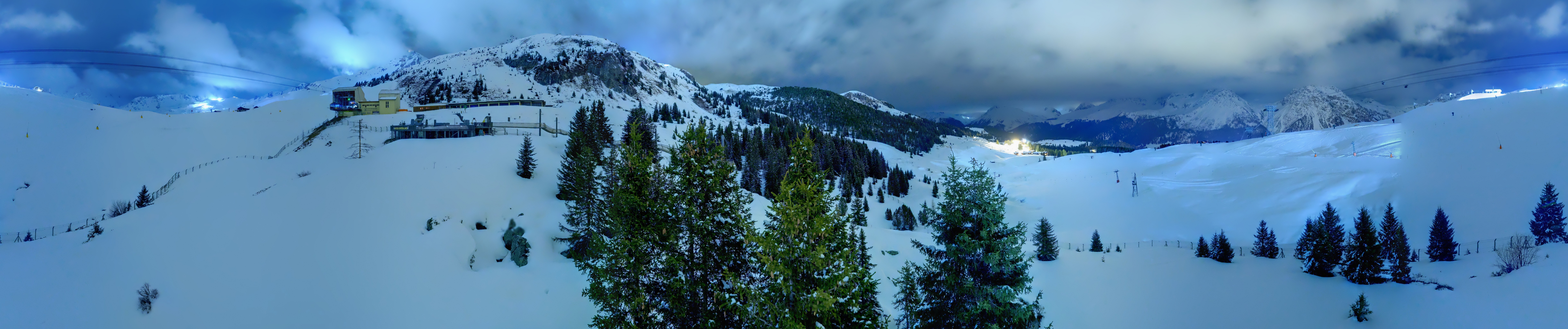 Archived image Webcam Arosa Bear Sanctuary