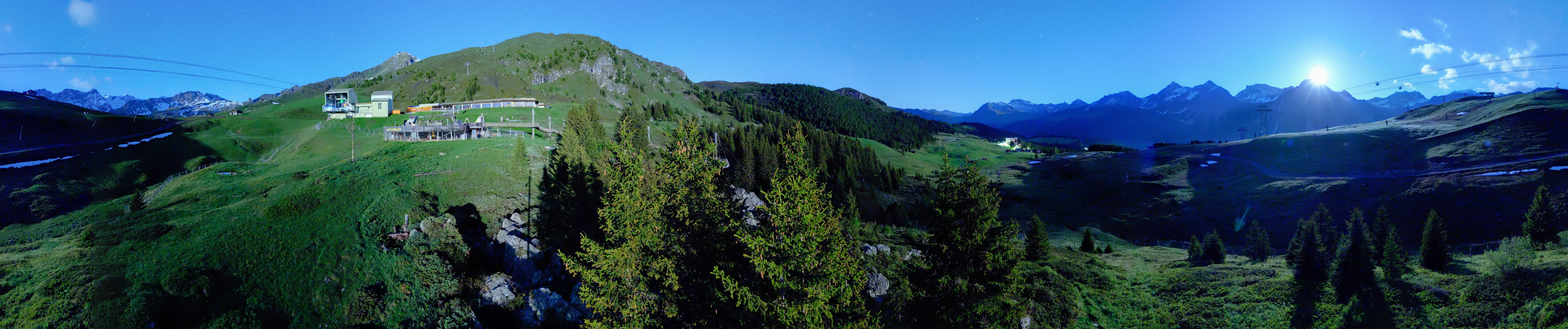 Archived image Webcam Arosa Bear Sanctuary