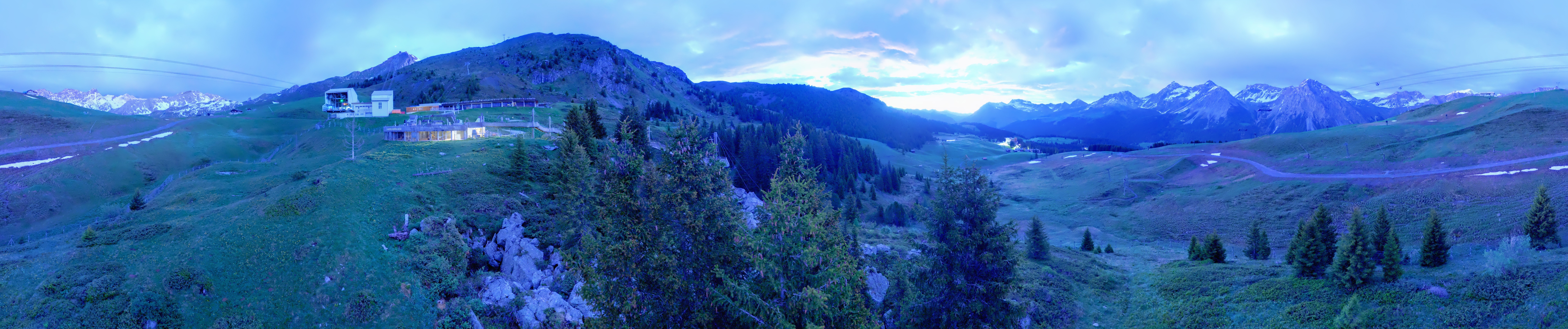 Archived image Webcam Arosa Bear Sanctuary