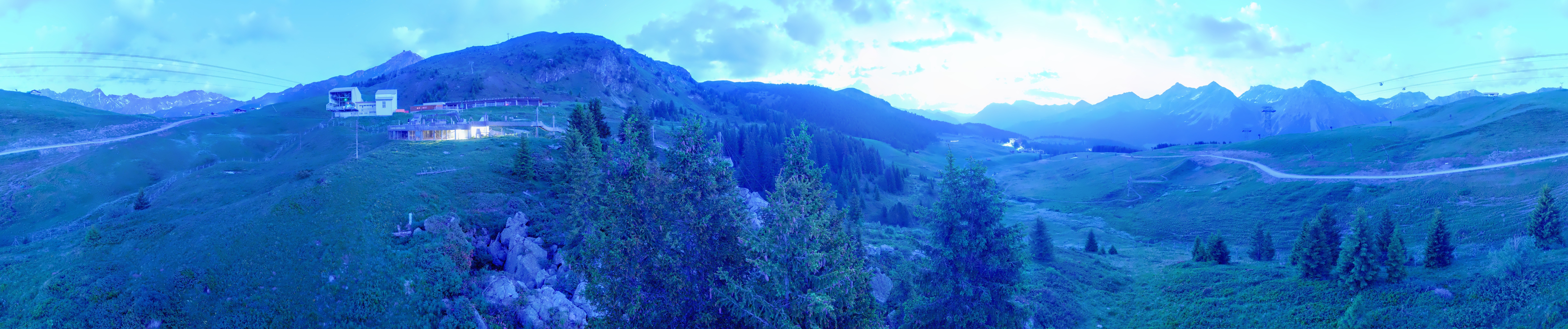Archived image Webcam Arosa Bear Sanctuary