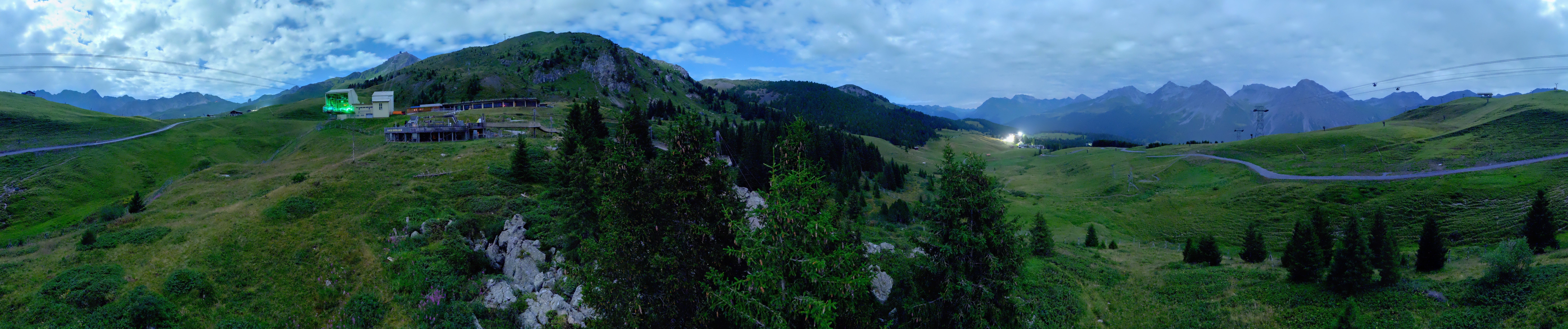 Archived image Webcam Arosa Bear Sanctuary