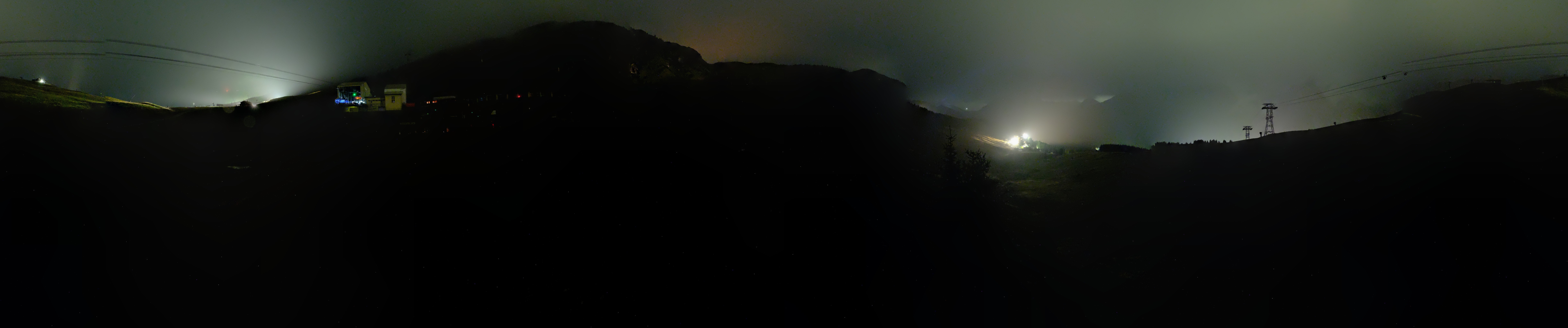 Archived image Webcam Arosa Bear Sanctuary
