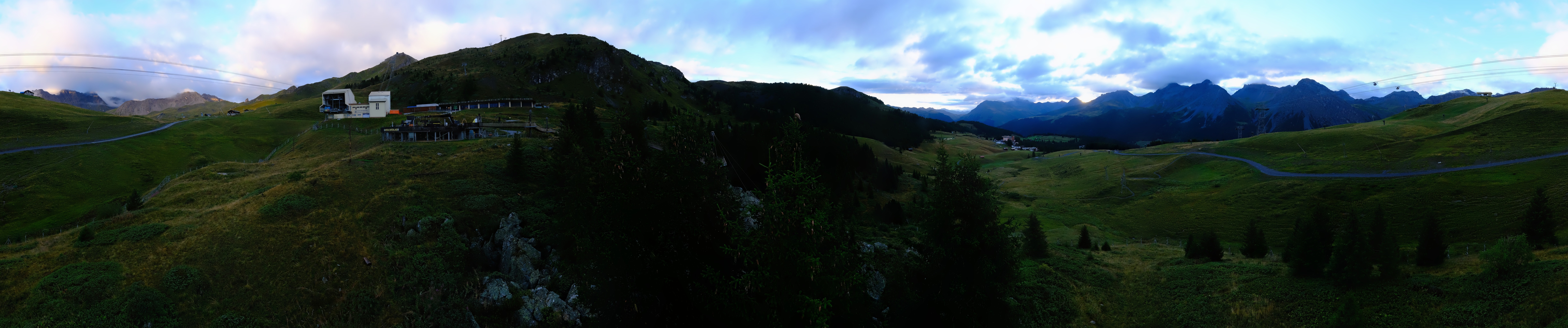 Archived image Webcam Arosa Bear Sanctuary