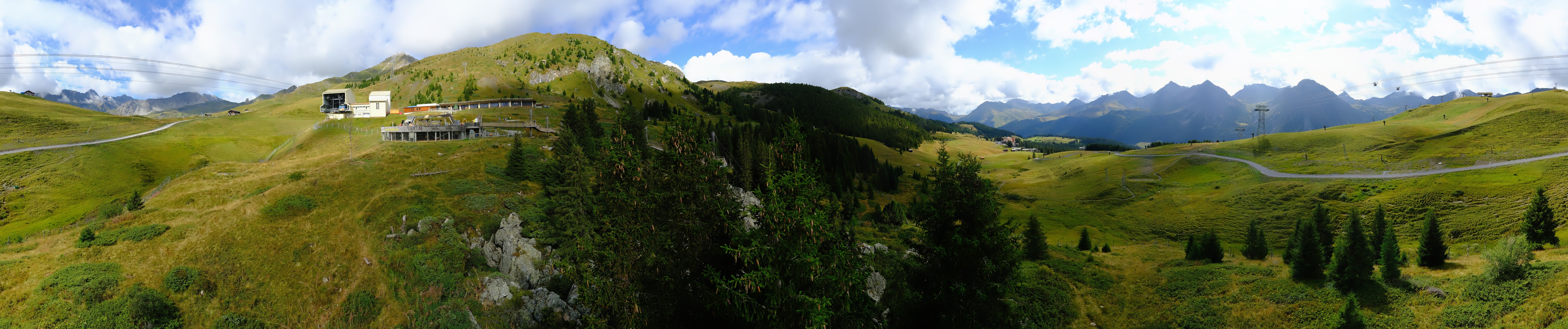 Archived image Webcam Arosa Bear Sanctuary