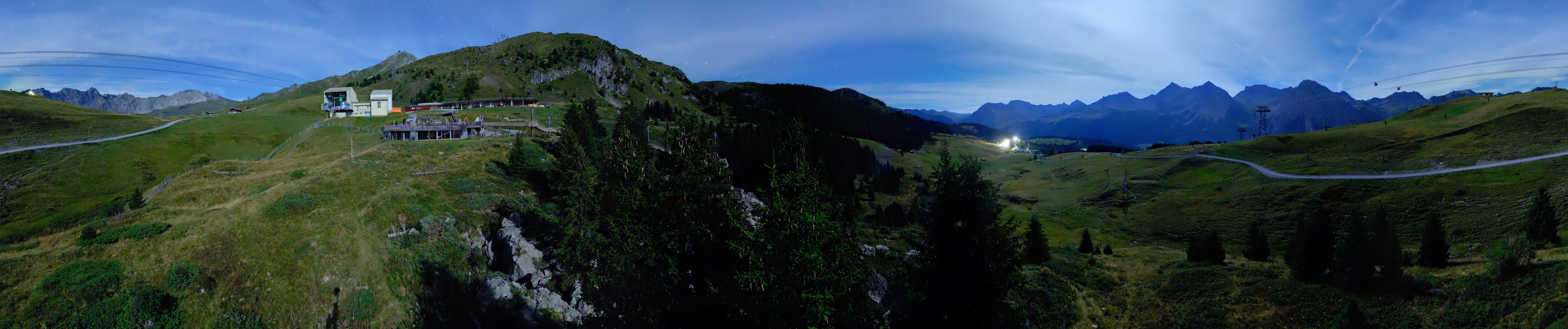 Archived image Webcam Arosa Bear Sanctuary