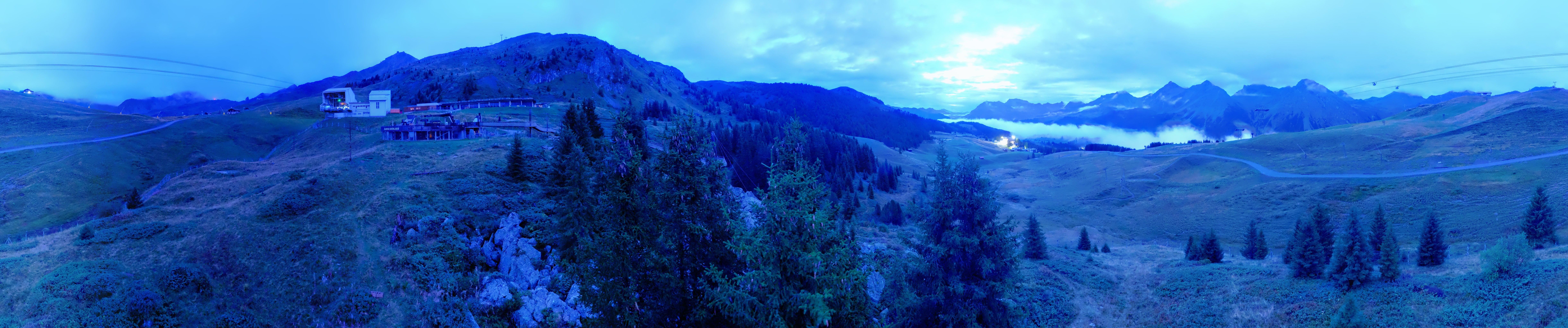 Archived image Webcam Arosa Bear Sanctuary