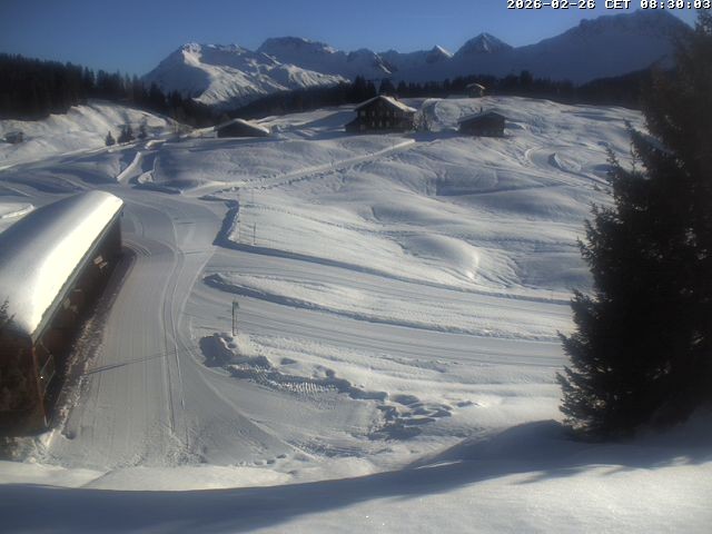 Archived image Webcam Golf house at Arosa
