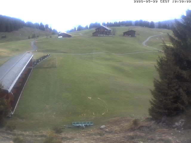 Archived image Webcam Golf house at Arosa