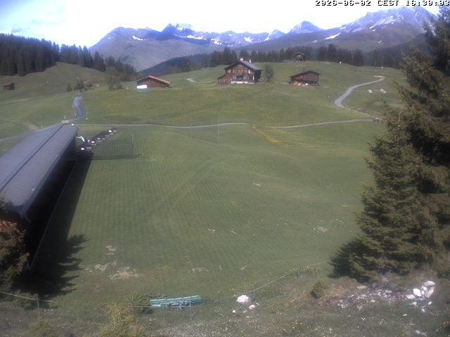 Archived image Webcam Golf house at Arosa
