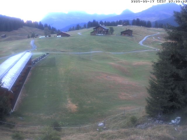 Archived image Webcam Golf house at Arosa