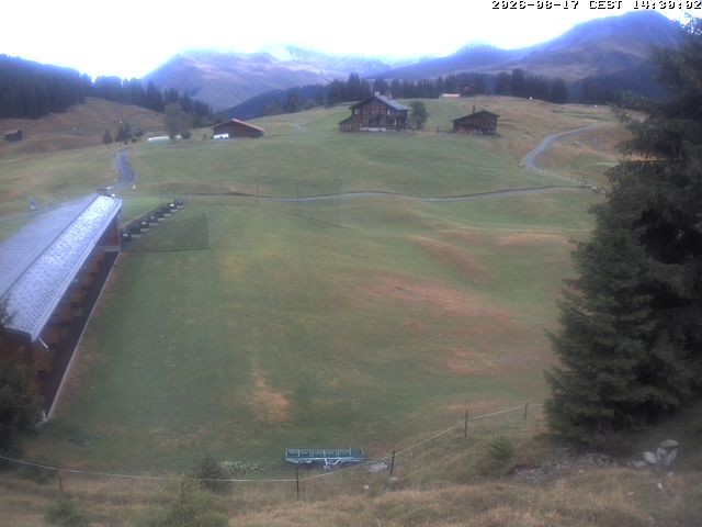 Archived image Webcam Golf house at Arosa
