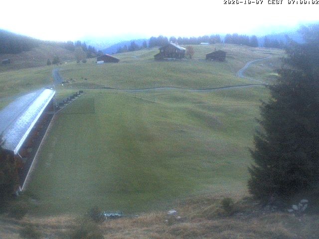 Archived image Webcam Golf house at Arosa
