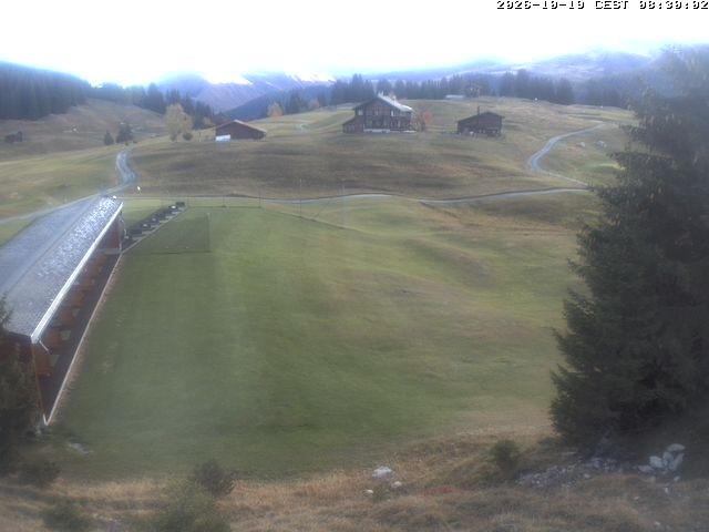 Archived image Webcam Golf house at Arosa