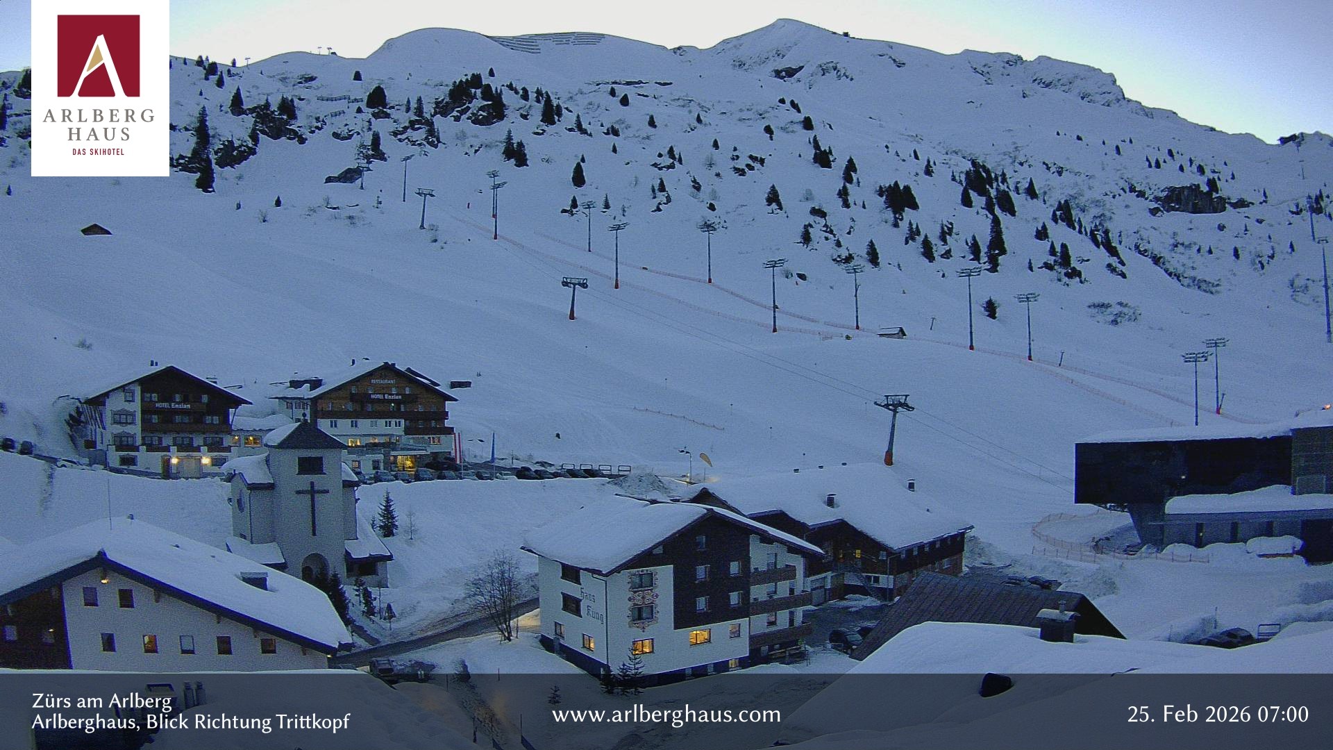 Archived image Webcam Arlberghaus at Zuers