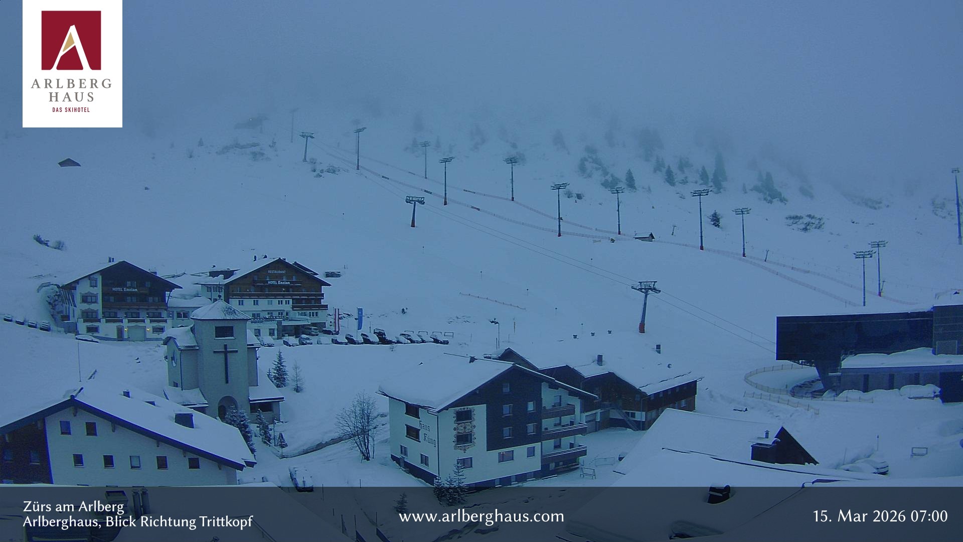 Archiv Foto Webcam Zürs: Hotel Arlberghaus