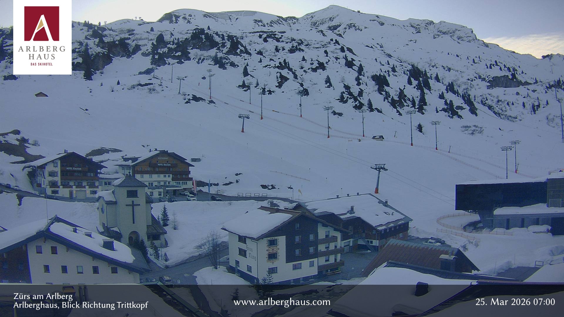 Archiv Foto Webcam Zürs: Hotel Arlberghaus