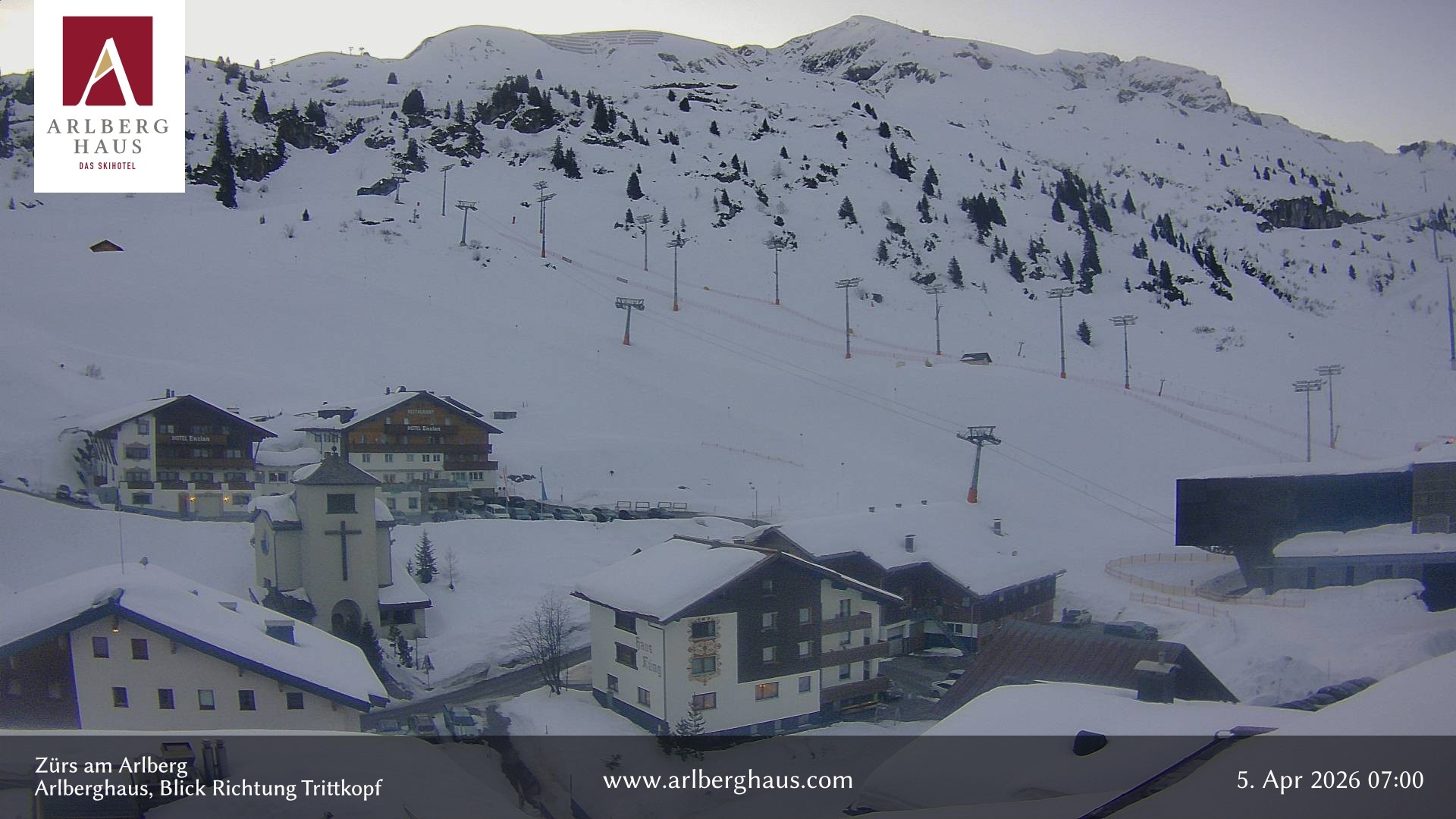 Archived image Webcam Arlberghaus at Zuers