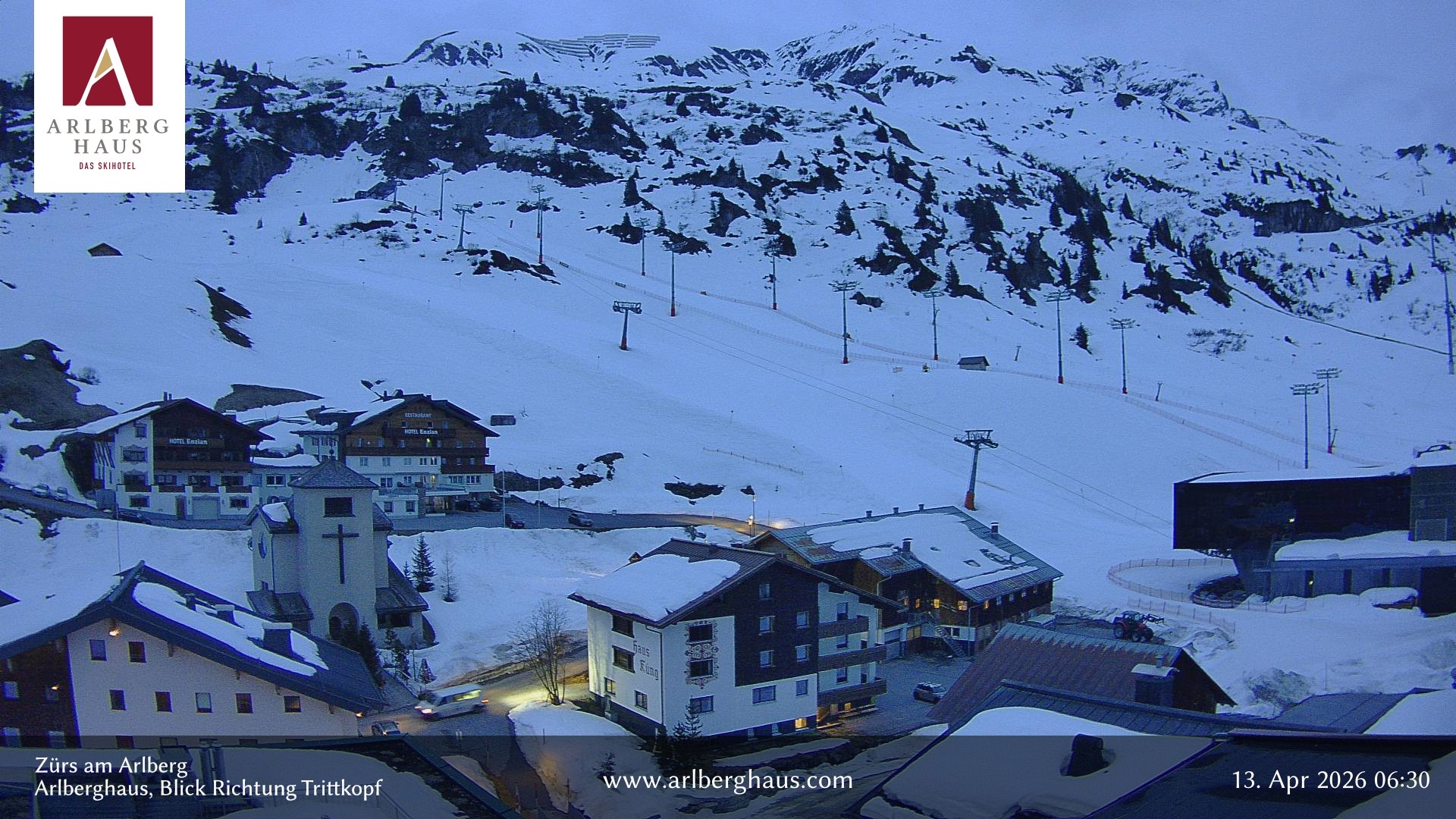 Archived image Webcam Arlberghaus at Zuers