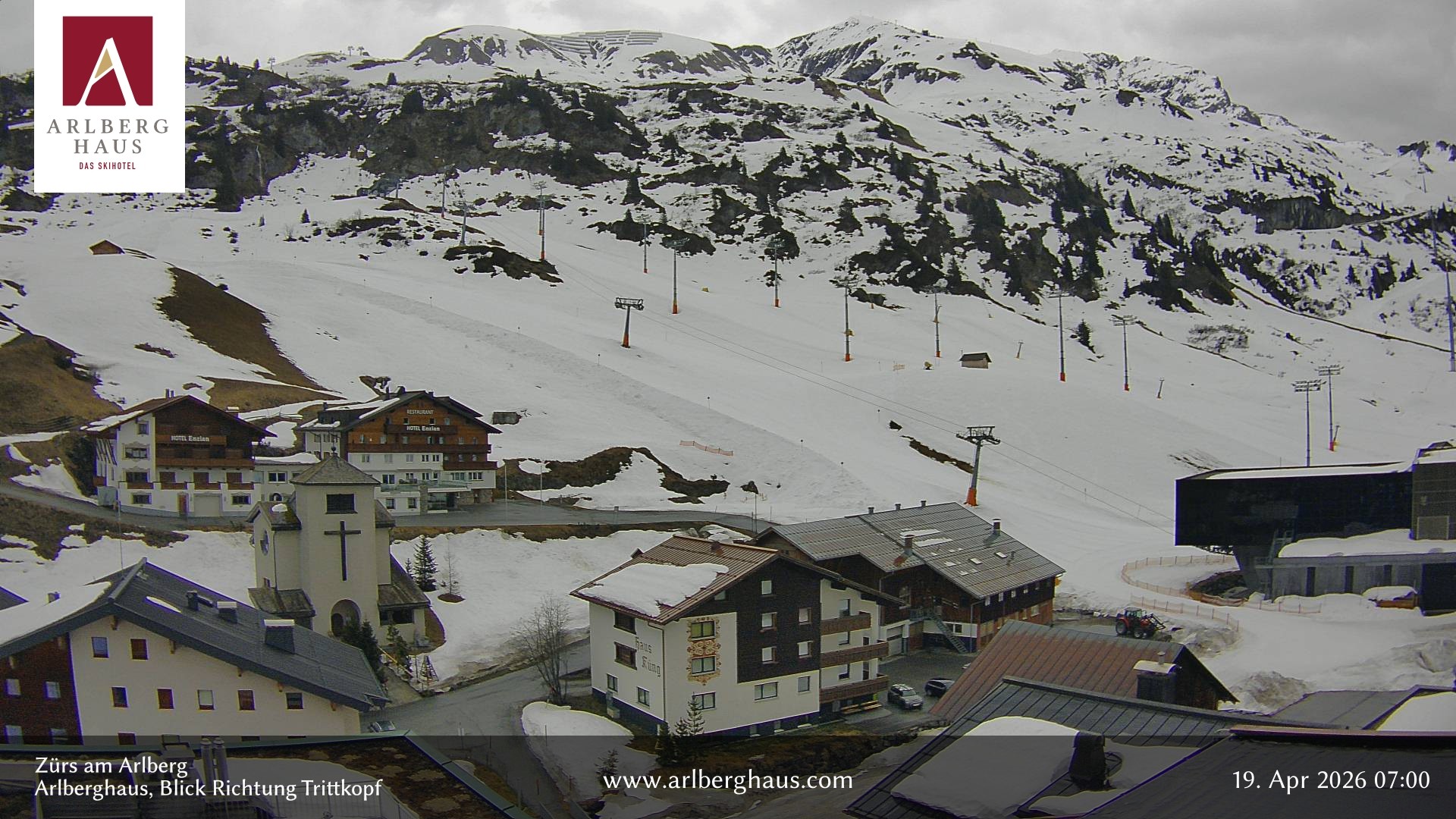 Archived image Webcam Arlberghaus at Zuers