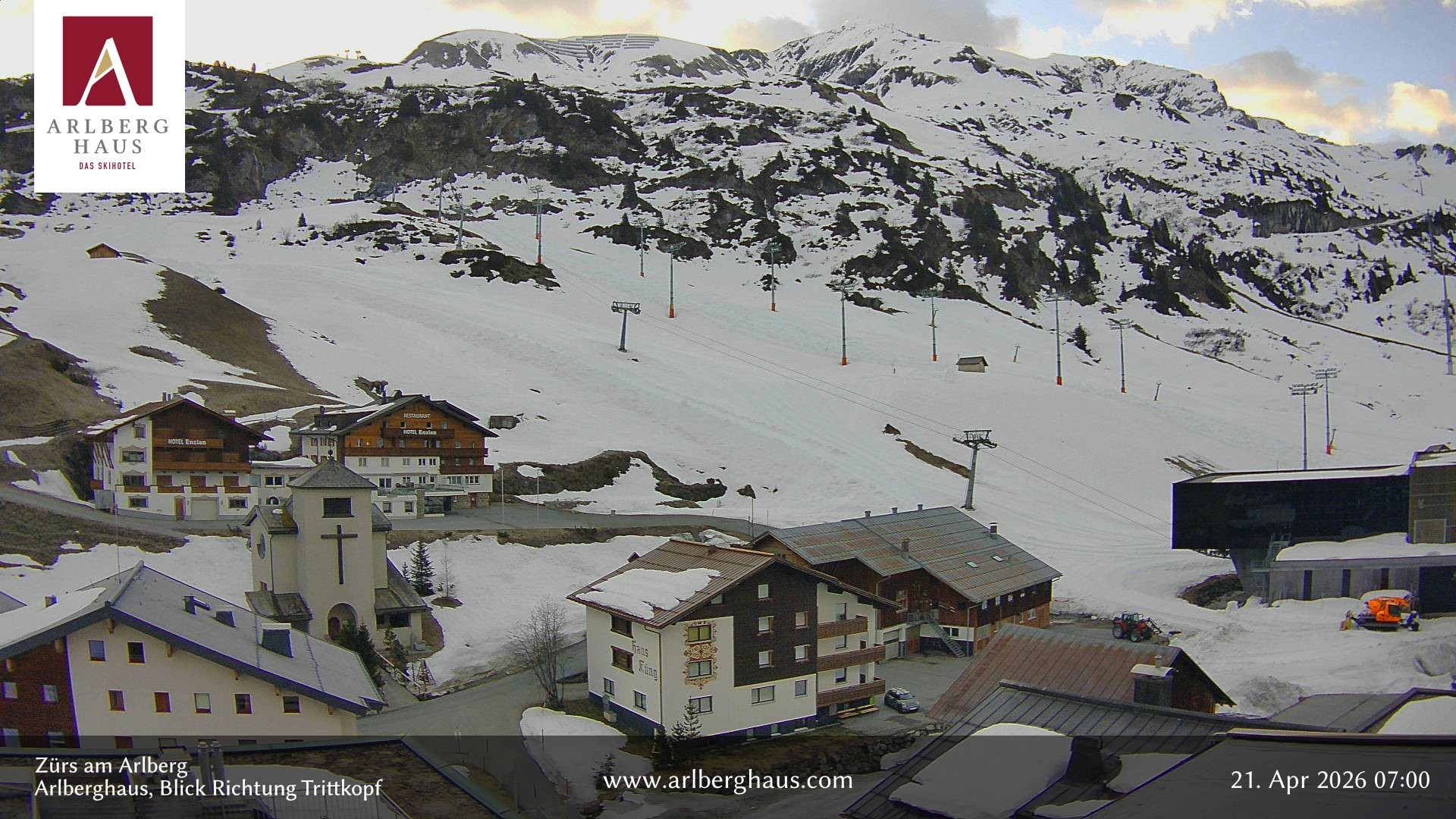 Archiv Foto Webcam Zürs: Hotel Arlberghaus