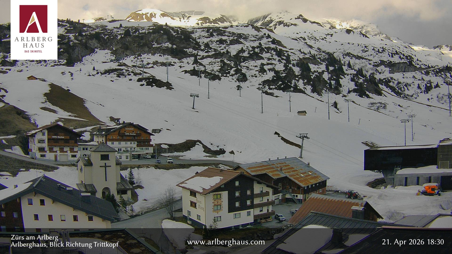 Archiv Foto Webcam Zürs: Hotel Arlberghaus
