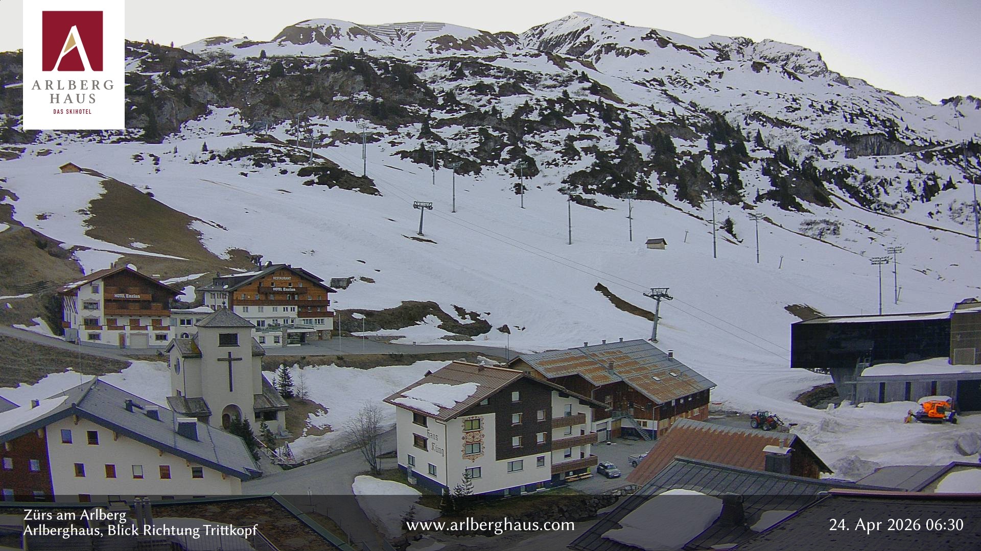 Archived image Webcam Arlberghaus at Zuers