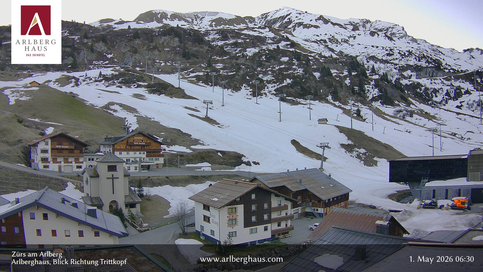 Archiv Foto Webcam Zürs: Hotel Arlberghaus