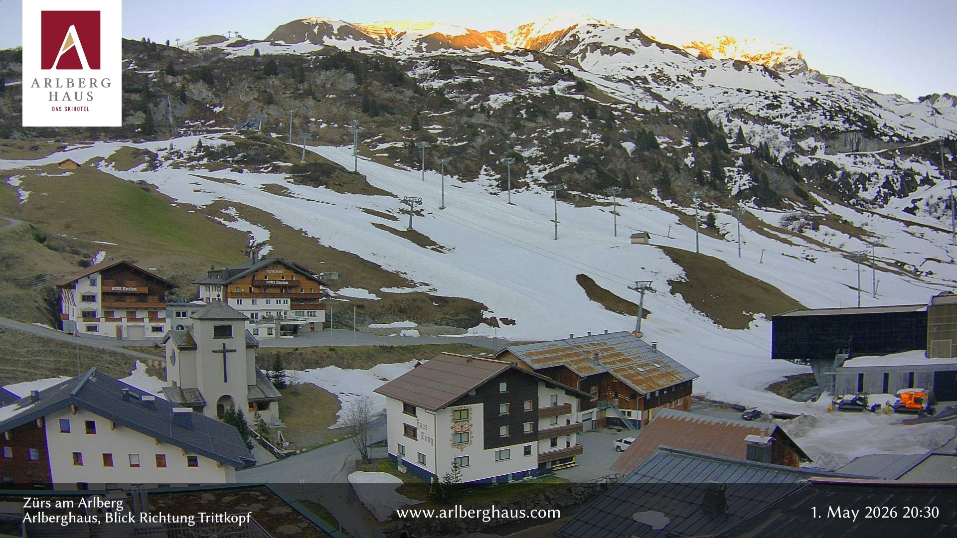 Archived image Webcam Arlberghaus at Zuers