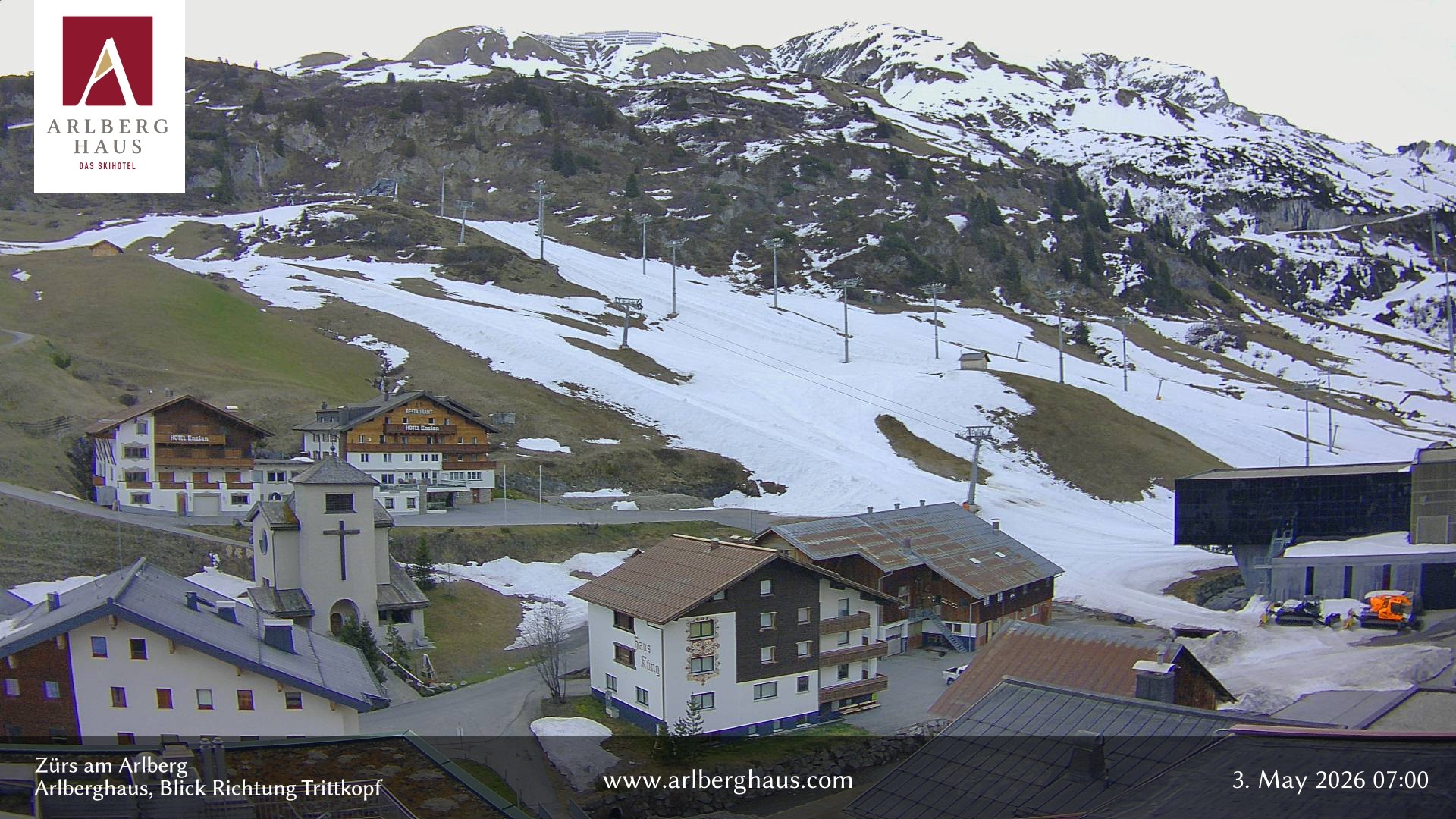 Archiv Foto Webcam Zürs: Hotel Arlberghaus