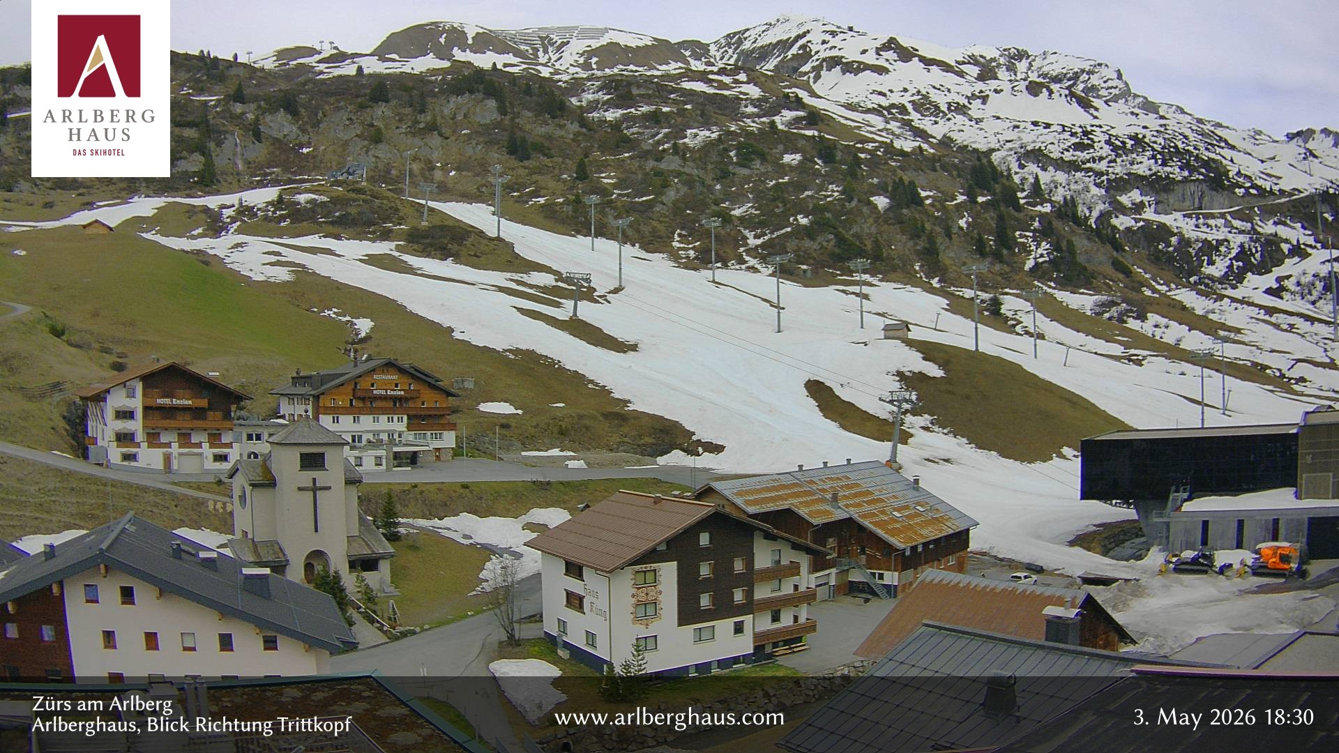 Archiv Foto Webcam Zürs: Hotel Arlberghaus