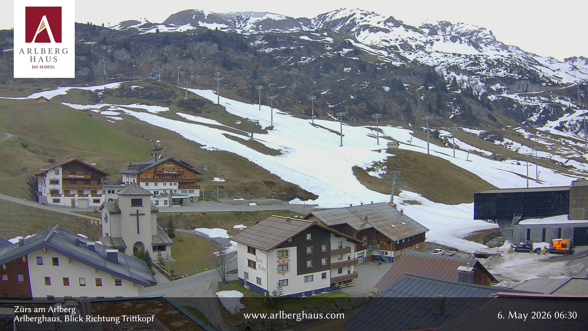 Archived image Webcam Arlberghaus at Zuers