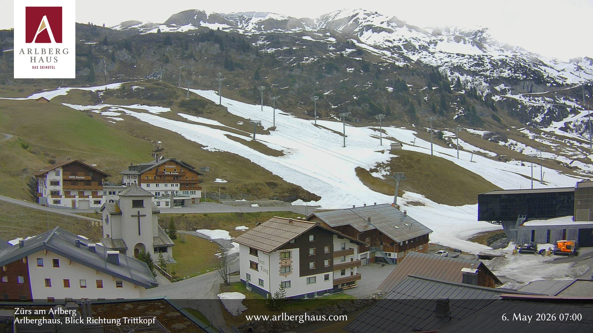 Archived image Webcam Arlberghaus at Zuers