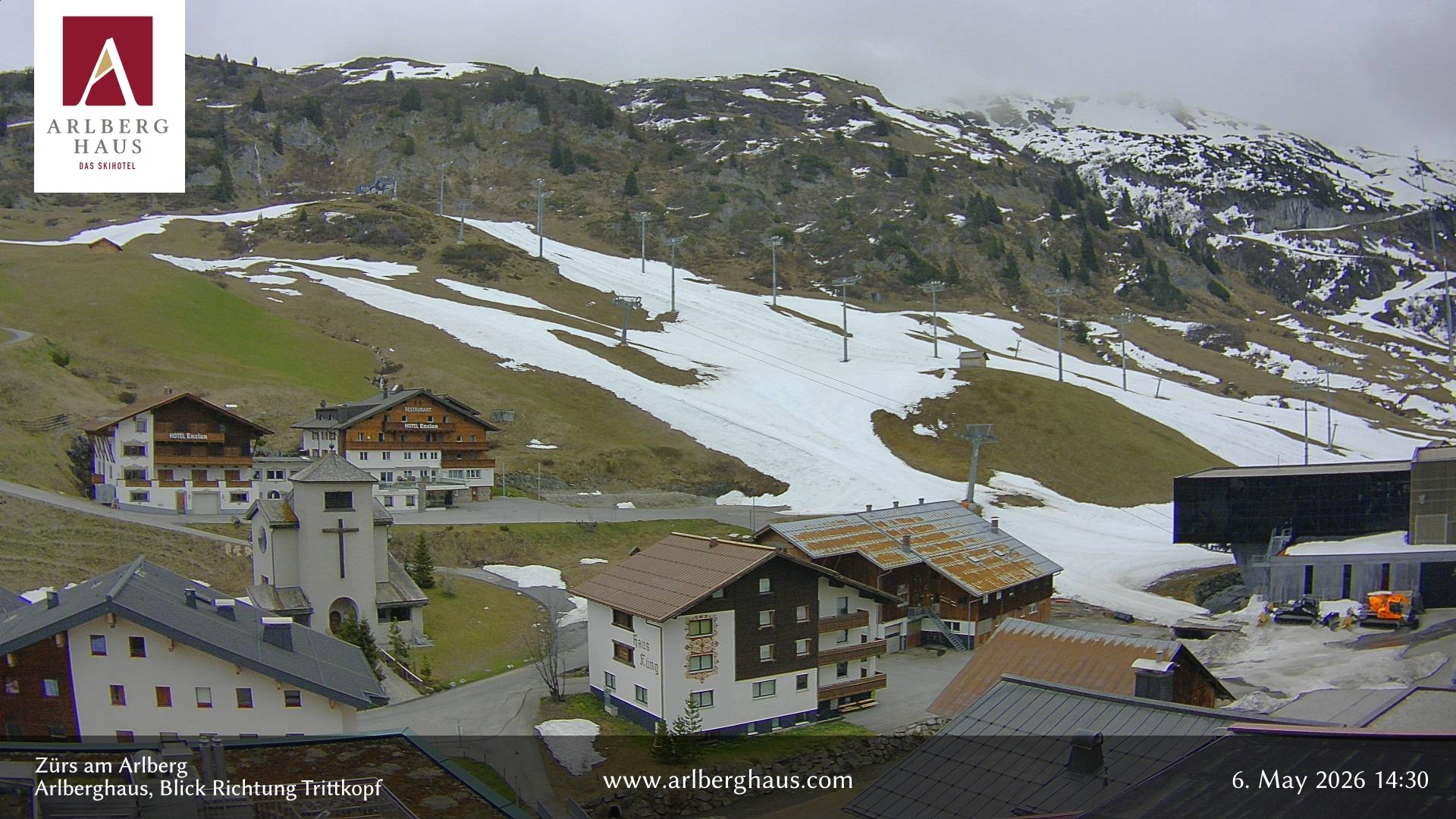 Archiv Foto Webcam Zürs: Hotel Arlberghaus