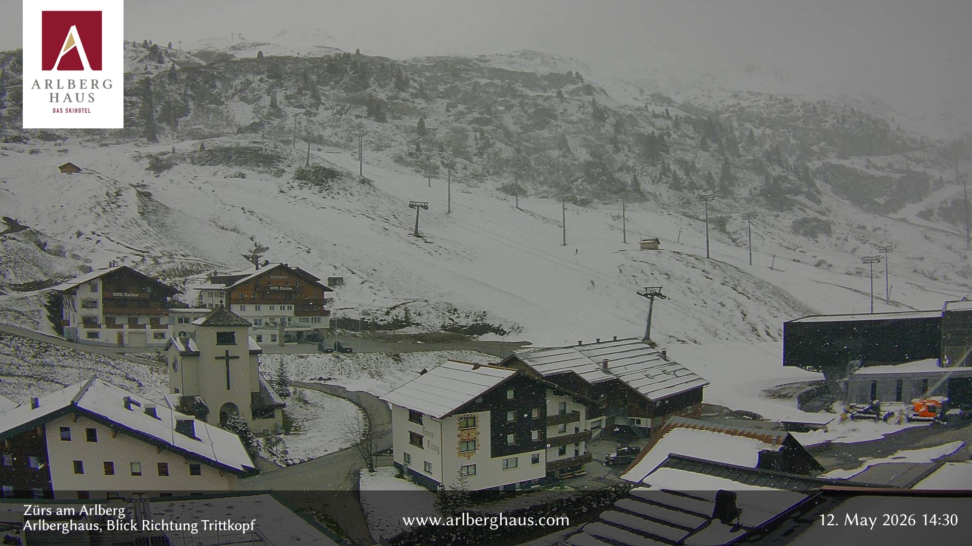 Archiv Foto Webcam Zürs: Hotel Arlberghaus