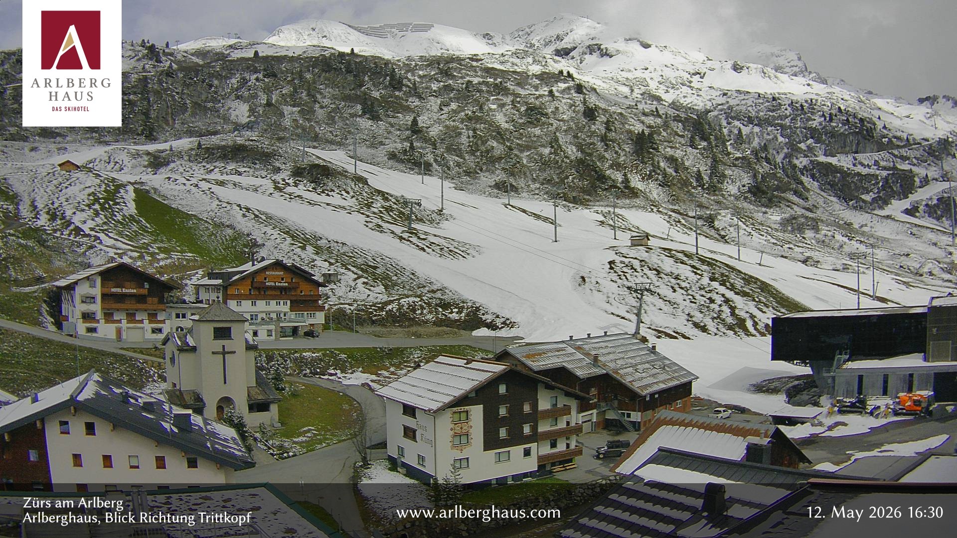 Archiv Foto Webcam Zürs: Hotel Arlberghaus