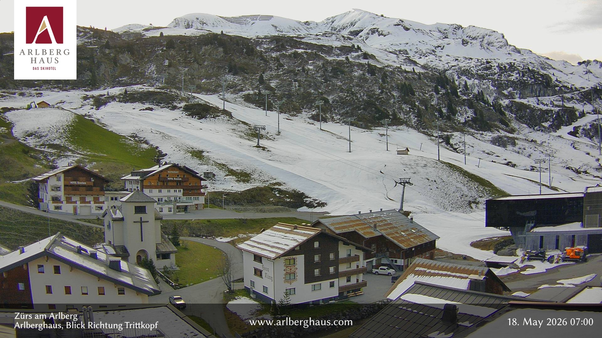 Archiv Foto Webcam Zürs: Hotel Arlberghaus