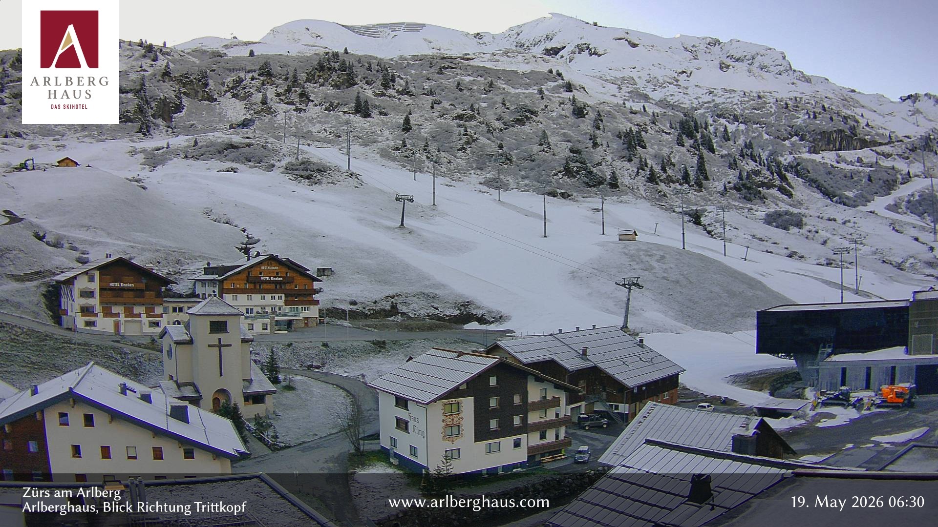 Archiv Foto Webcam Zürs: Hotel Arlberghaus