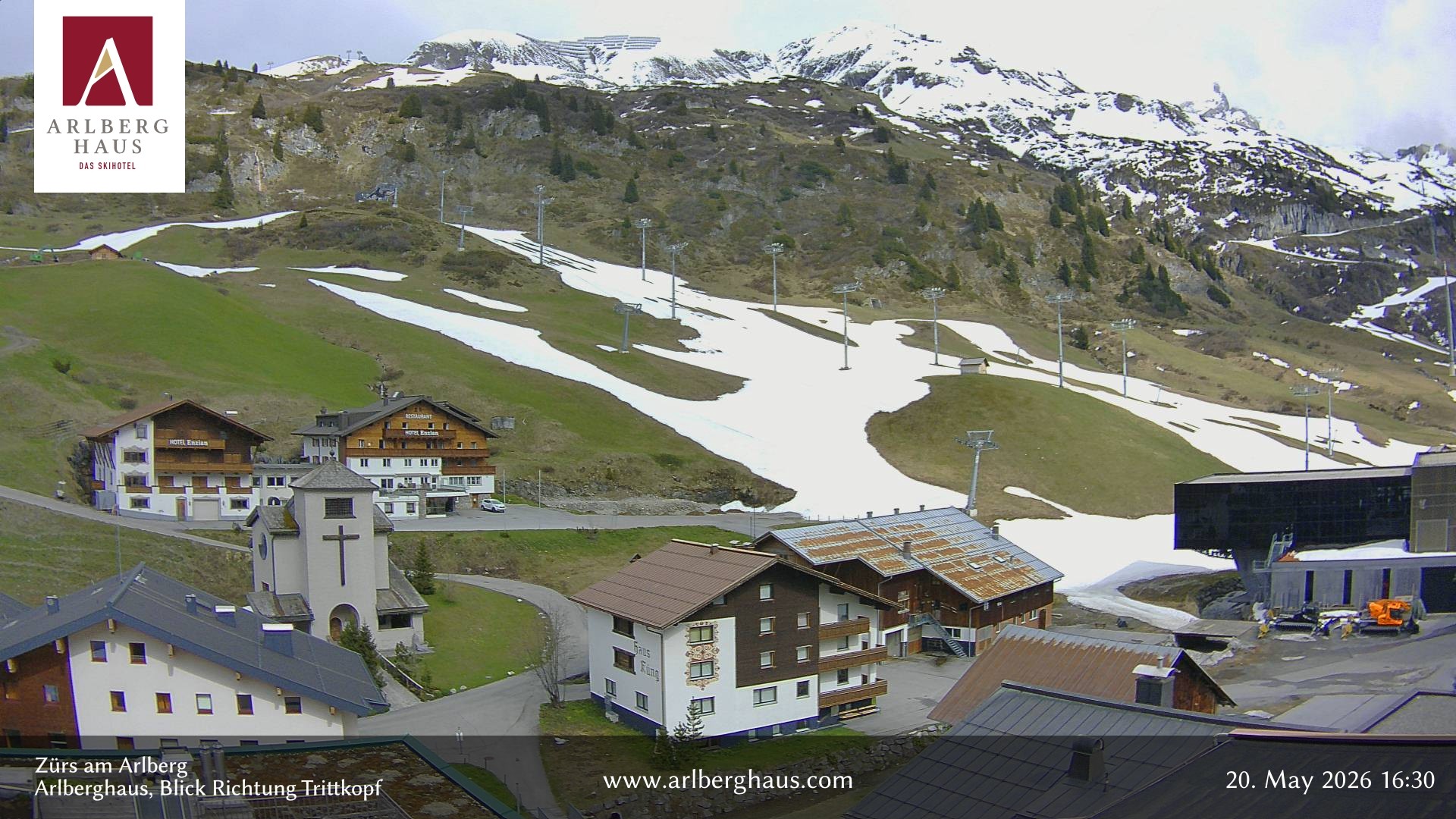 Archiv Foto Webcam Zürs: Hotel Arlberghaus