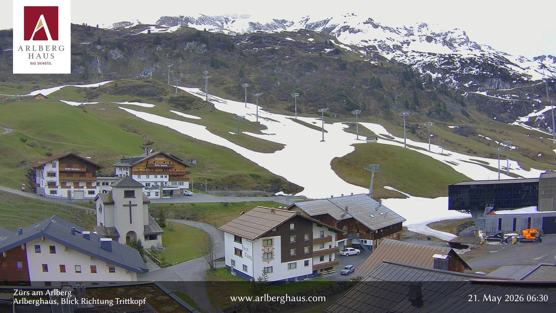 Archived image Webcam Arlberghaus at Zuers